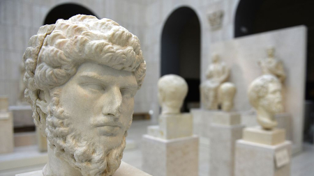 Museos en España retiran momias y restos humanos para cumplir tratamiento ético