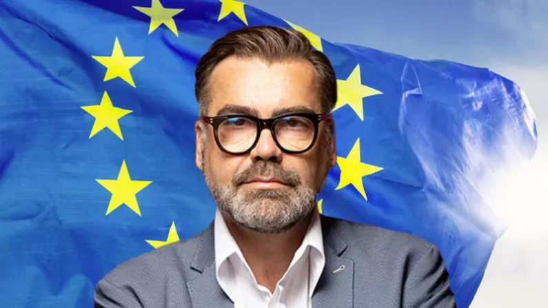 
El analista de datos y periodista Tom Lausen analizó la crisis del coronavirus en el Parlamento Europeo basándose en datos oficiales.
Foto: CreativaImages/iStock, privado
