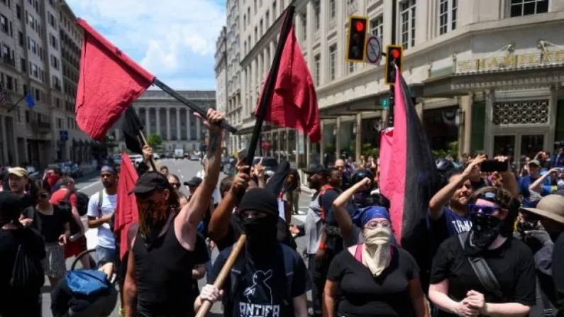 Simpatizantes de Antifa en EE. UU.

Foto: Caballero-Reynolds/AFP/Getty Images