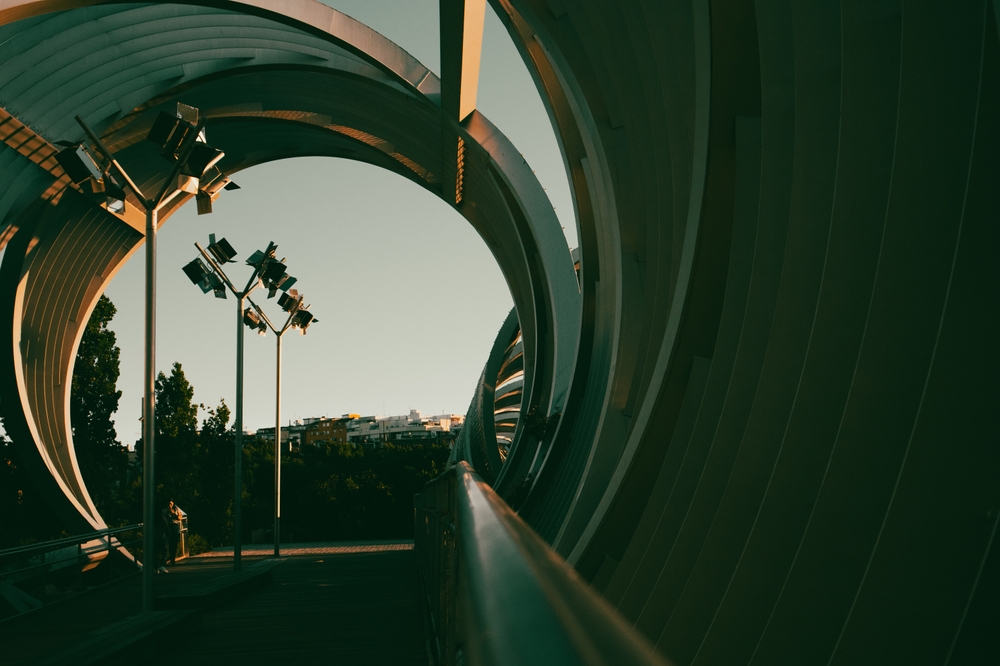 Pekín construye España: el caso Aldesa-CRCC y el control de infraestructuras críticas