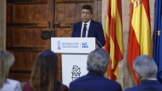 «Sé que cometí errores, lo reconozco y voy a vivir con ellos toda mi vida»: Carlos Mazón dimite