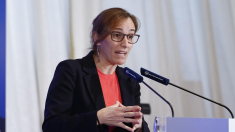 Mónica García anuncia que derogará la Ley 15/1997 para blindar la sanidad pública: «Basta de ánimo de lucro»