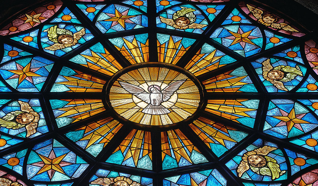 La fascinación mística de las vidrieras: un arte que perdura a través de los siglos